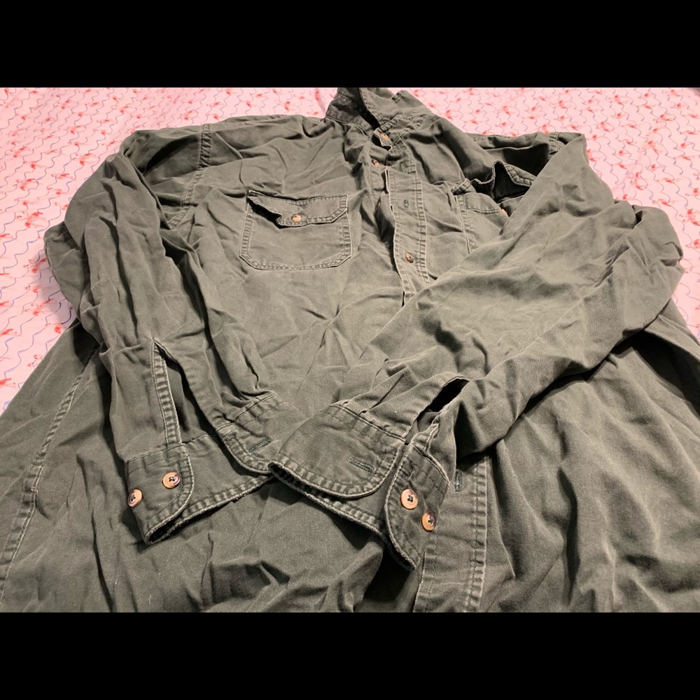 Wrangler mens button down shirt size large